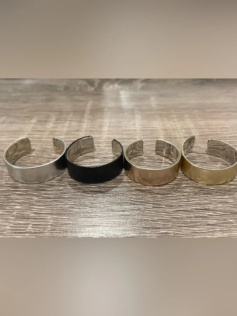 4-Set of cuffs for ponytails in Black, Gold, Silver, and Rose Gold